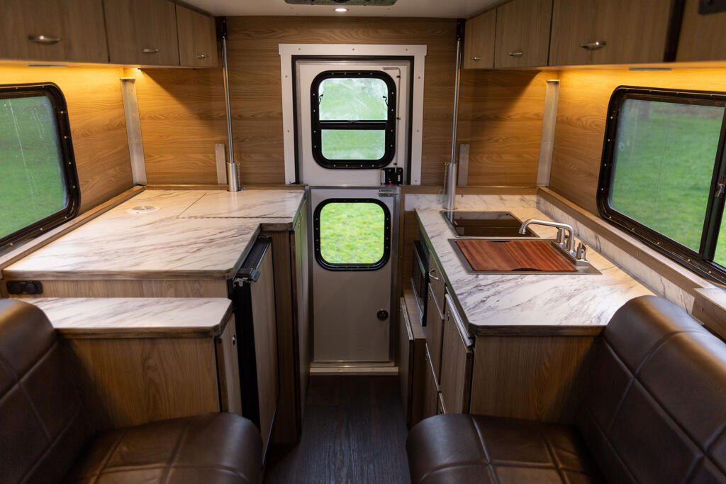 interior sitka 03